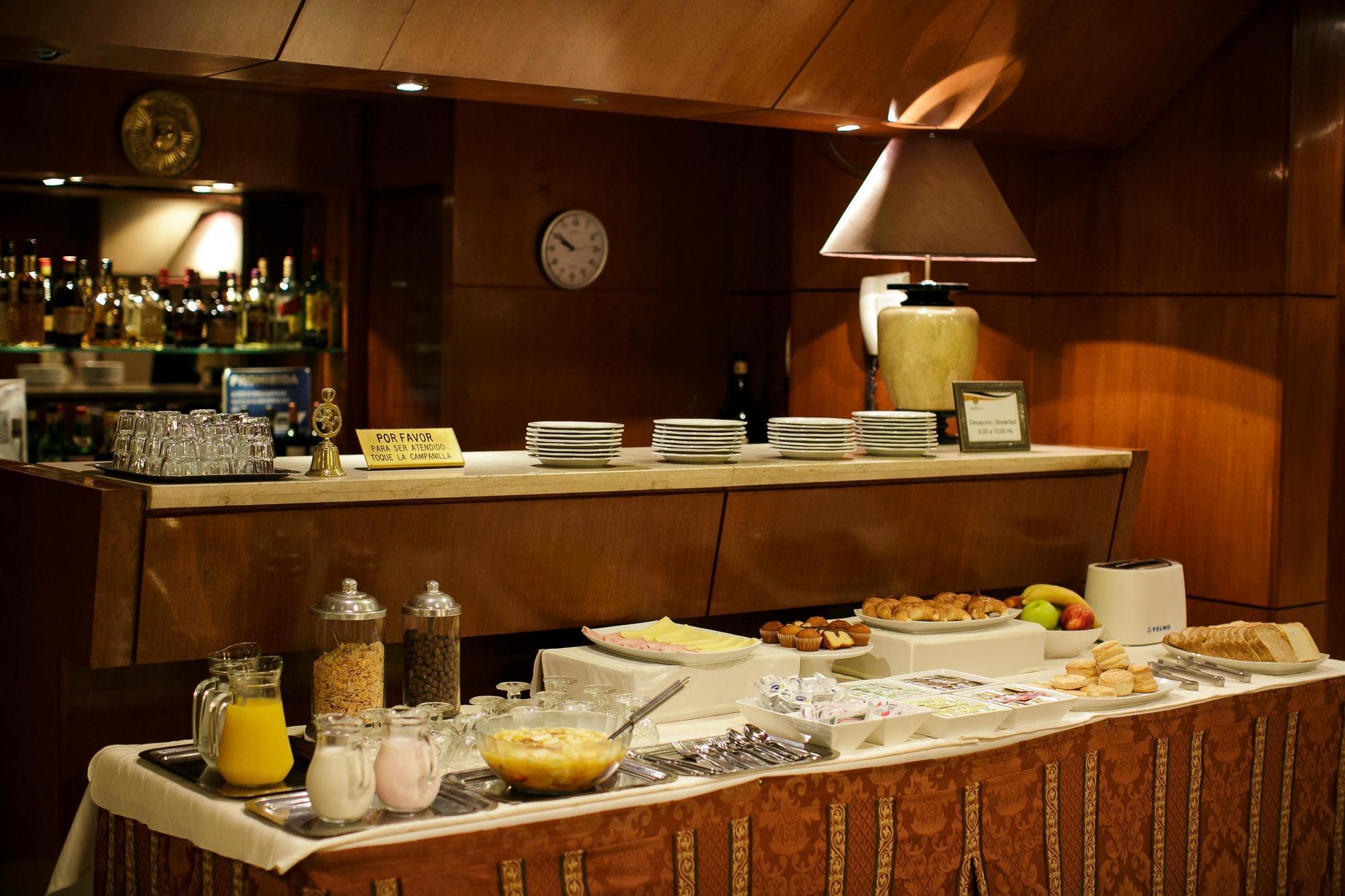 Hotel Presidente 圣米格尔·德·图库玛 外观 照片